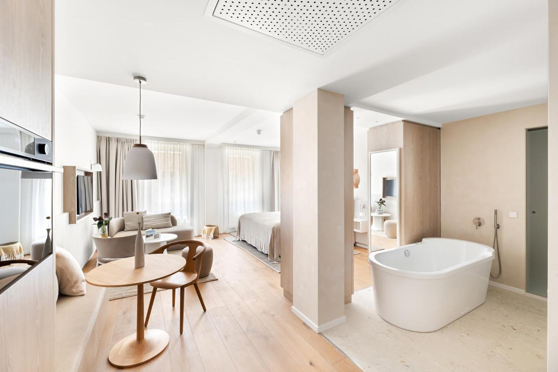 Bommelje - Seayou Zeeland 4*
